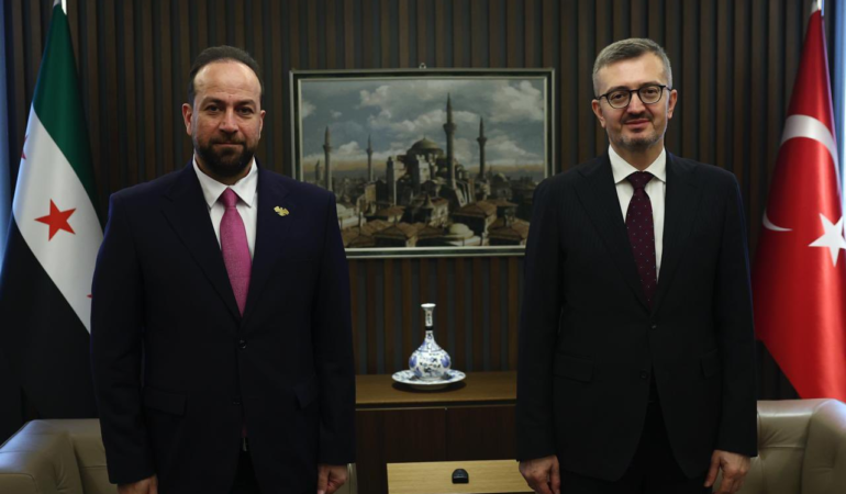 İletişim Başkanı Duran, Suriye Enformasyon Bakanı el-Mustafa ile görüştü