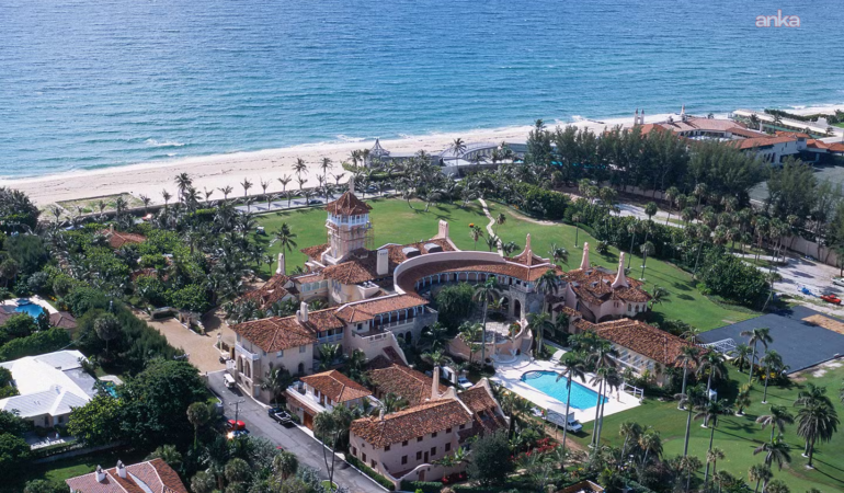 ABD Gizli Servisi, ABD Başkanı Trump’ın, Mar-a-Lago’daki konutuna girmeye çalışan silahlı bir kişiyi vurarak öldürdü