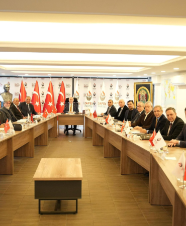 32b5b8a2d5042d411ba2c6ef7cfd76fc