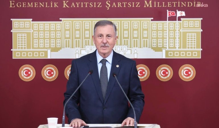 Selçuk Özdağ, tüm bakanlıklara, Muğla ve Manisa’da 2018’den bugüne yürütülen proje ve yatırımları sordu