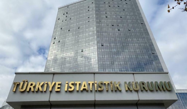 TÜİK, şubat ayı güven endekslerini açıkladı: Perakende ticaret sektörü yüzde 2,9 artarken, inşaat sektörü yüzde 2,1 azaldı