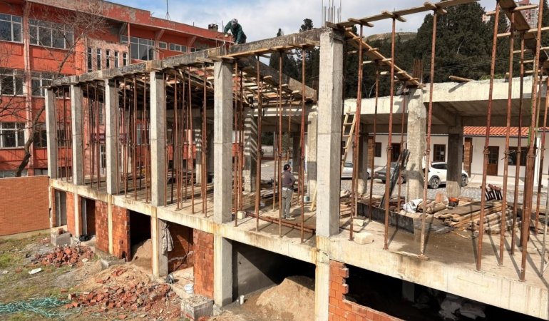 Bandırma’da hizmet atağı: Pazar yerinden afet eğitimine yoğun mesai