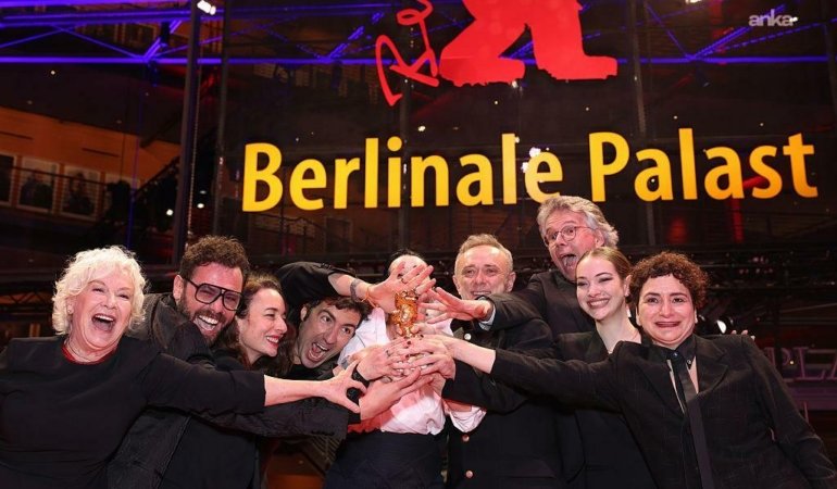 76. Berlinale’de ödüller sahiplerini buldu: Altın Ayı ödülünü İlker Çatak, Gümüş Ayı ödülünü Emin Alper kazandı