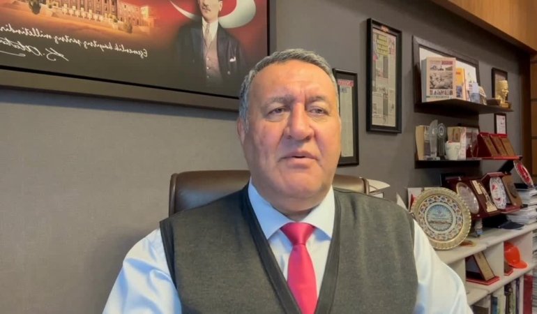 Ömer Fethi Gürer, tüketici kredisi ve kredi borçlarında biriken faizlerin silinmesini öngören kanun teklifi hazırladı