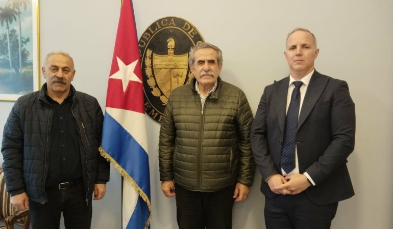 Nakliyat-İş’ten Küba Büyükelçiliği’ne dayanışma ziyareti