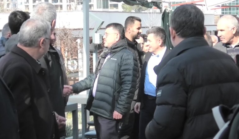 Ağbaba, Bingöllüler Derneği’ni ziyaret etti: “Kaynamayan milyonlarca tencere var”