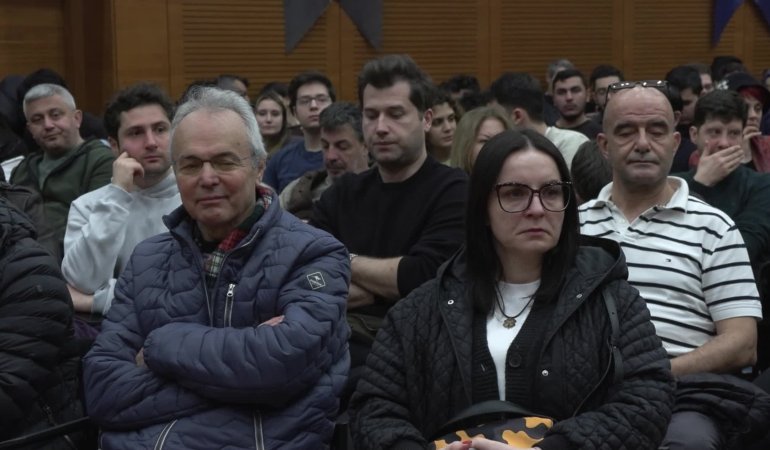 Prof. Dr. Emrah Safa Gürkan, Bursa’da Osmanlı’nın kuruluşunu anlattı