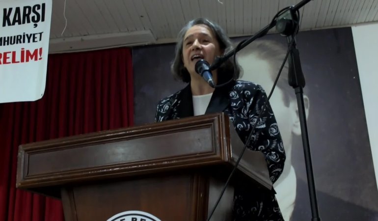 a814111f4089b9d4c30dbf1dec9bd7d7