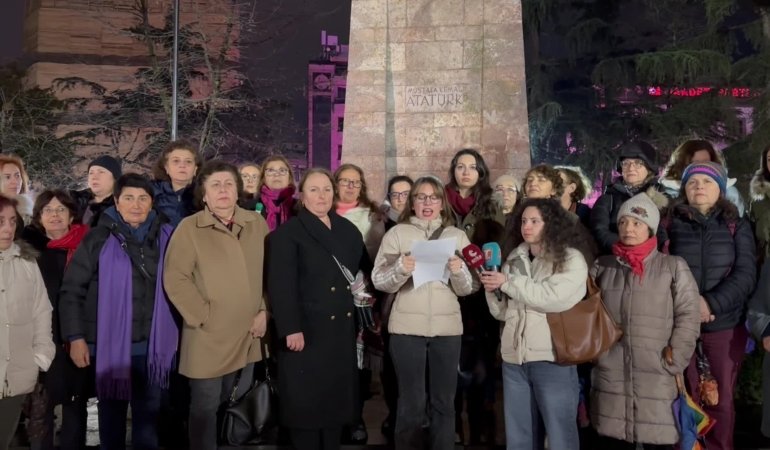 Trabzon Demokratik Kadın Platformu: “Kadınların hayatı istatistik değildir. Her biri bir rakam değil, yarım bırakılmış bir hayattı”
