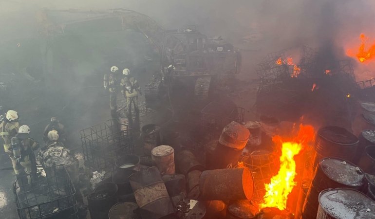 İzmir Torbalı’daki fabrika yangını kontrol altına alındı