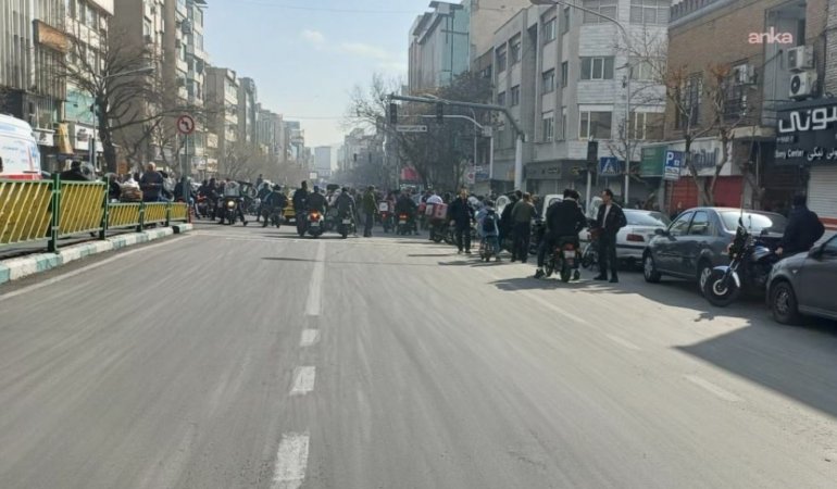 İran medyası: Tahran’da iki dalga halinde saldırı, beş ayrı noktada patlama