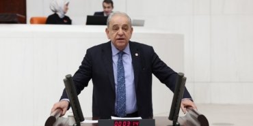 d772aa3f9decd54e4d61e175f71942e9