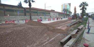 f1f455e9ec44235ff8976f04774eb840